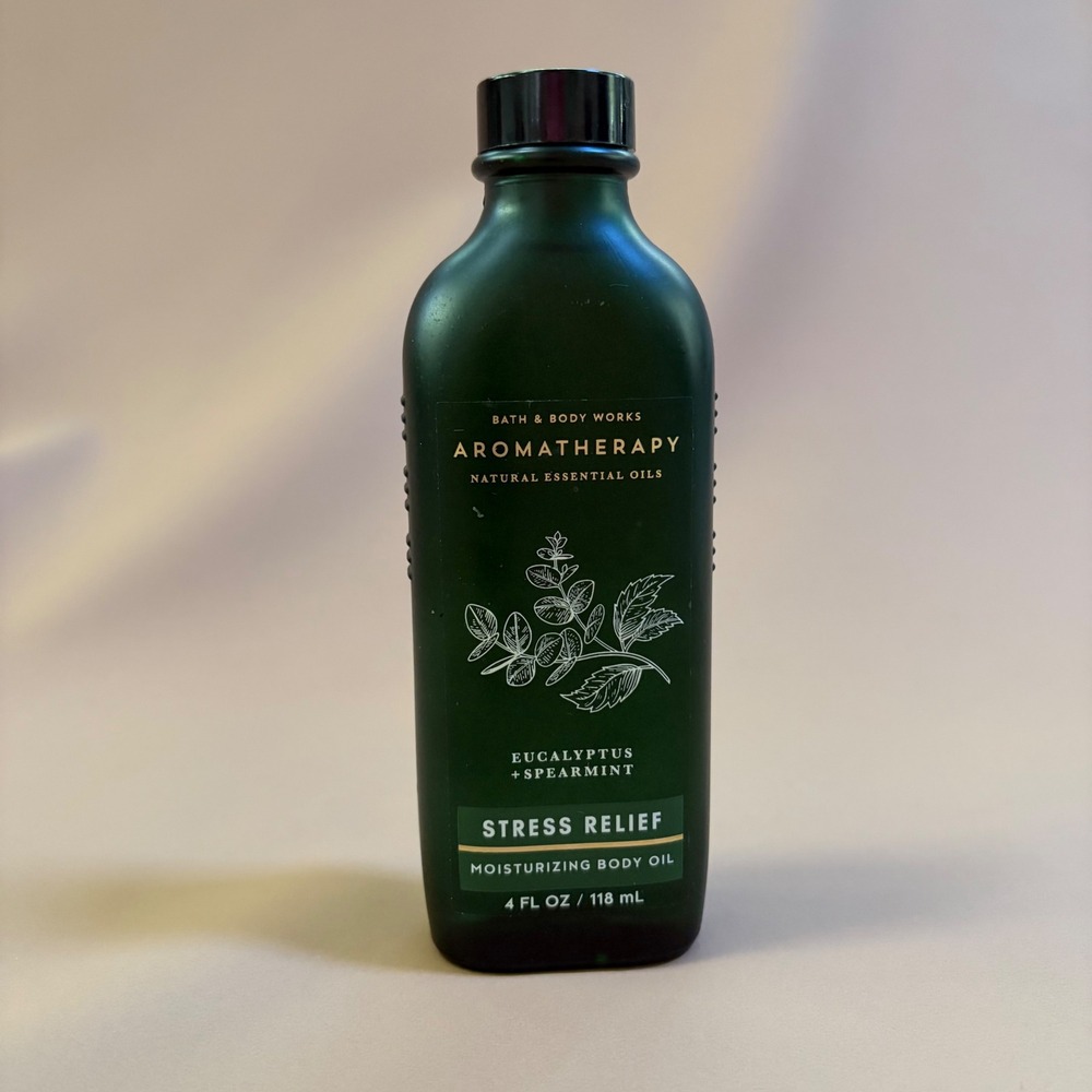 Bath & Body Works Aromatherapy Stress Relief Eucalyptus Spearmint Body Oil 4oz